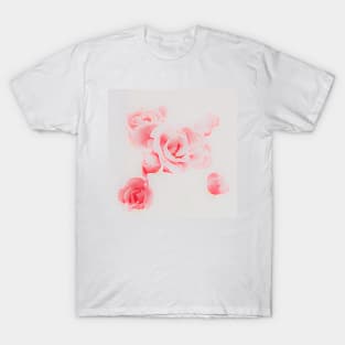 Sweet Love - Pretty Pink Roses - Pink Floral Watercolor Blooms T-Shirt